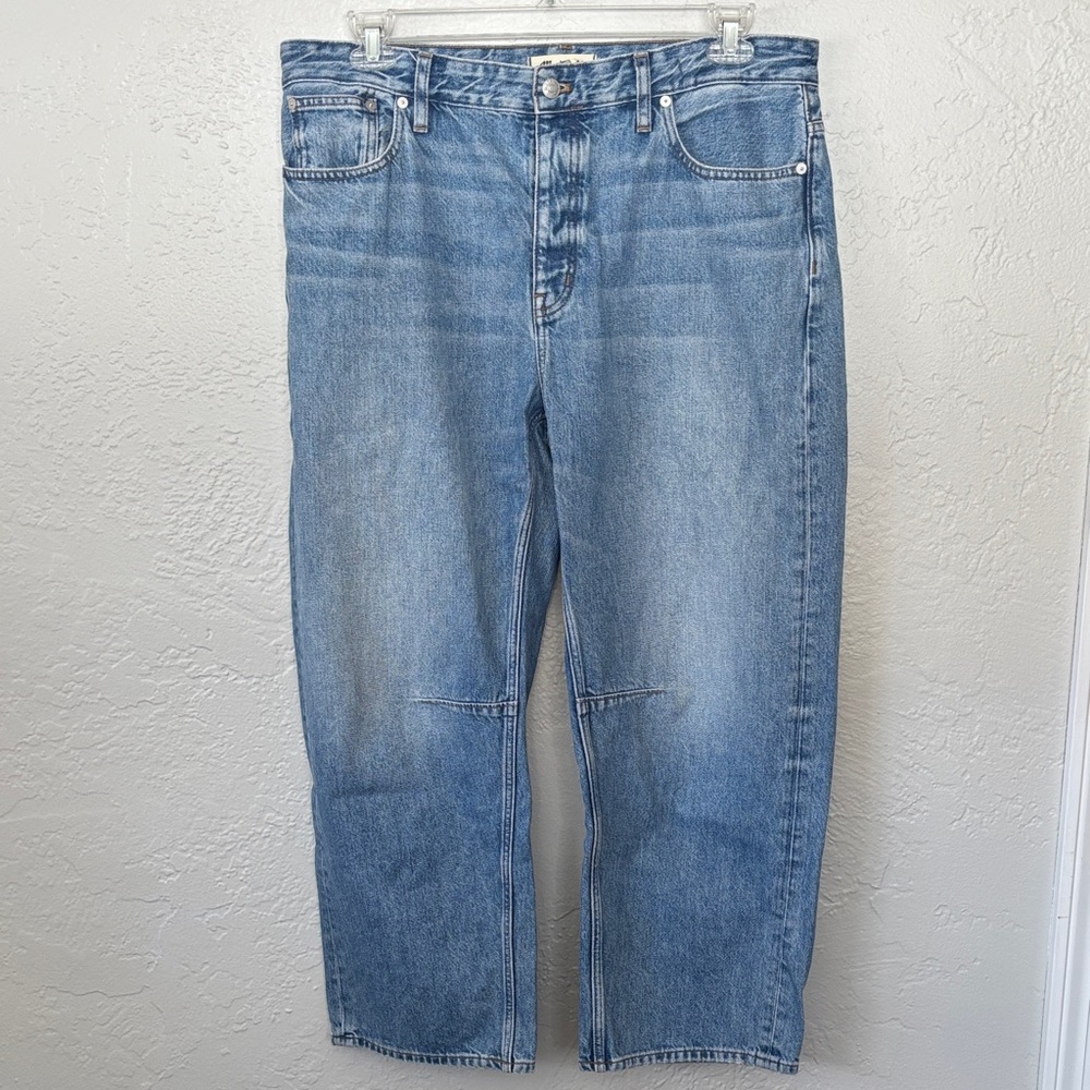 Madewell Women’s 100% Cotton Darted Barrel Leg Button Fly Jean 31 - Picture 2 of 12